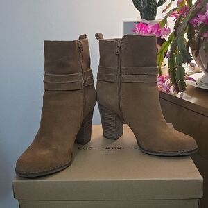 Womens Ankle Bootie
